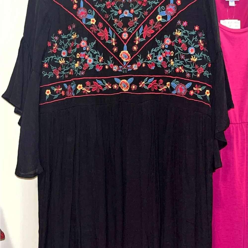Floral Embroidered Black Boutique Dress - Picture 1 of 5